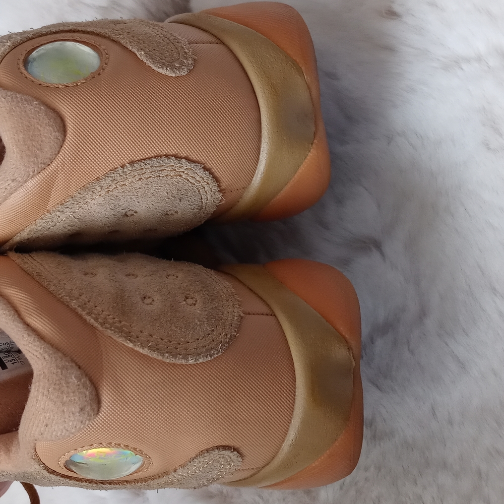 Size 13.5 little kids jordans - Picture 2 of 10